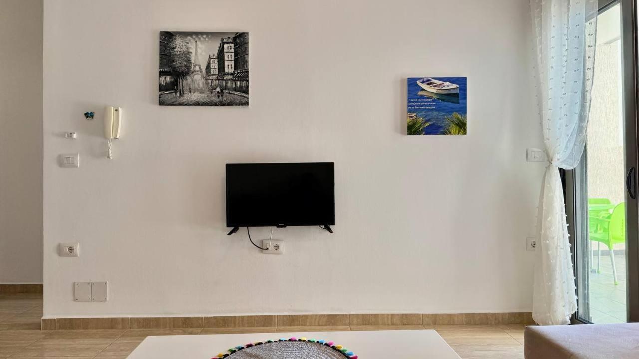 4 Seasons Sea View Apartment Sarandë Exterior foto