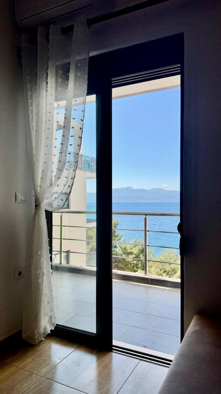 4 Seasons Sea View Apartment Sarandë Exterior foto